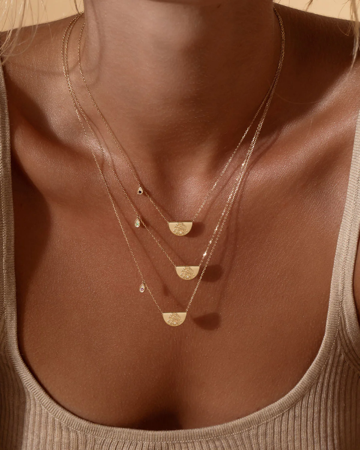 14k Solid Gold Lotus Birthstone Diamond Necklace - May - Emerald - Image 5