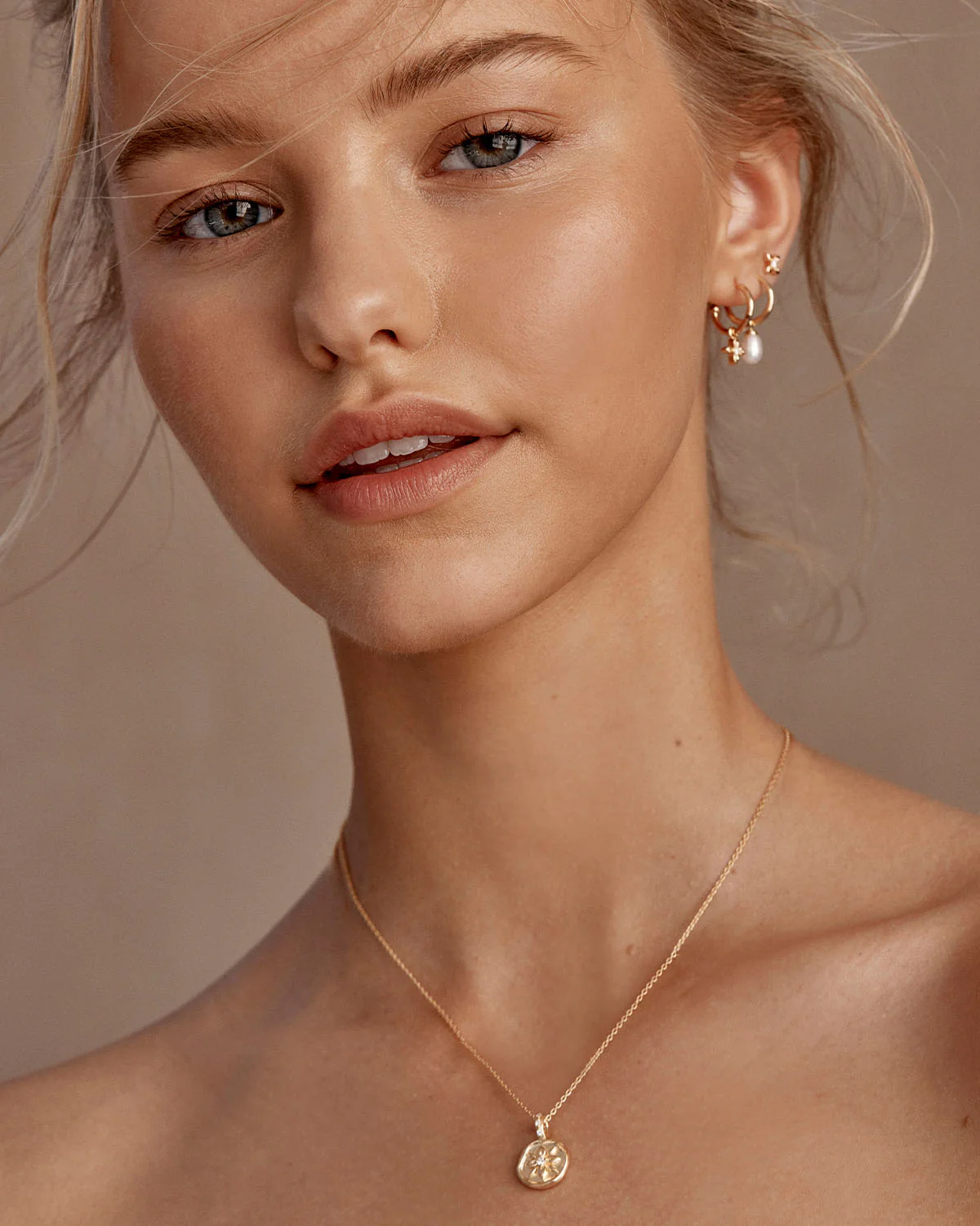 18k Gold Vermeil Live in Love Necklace - Image 5