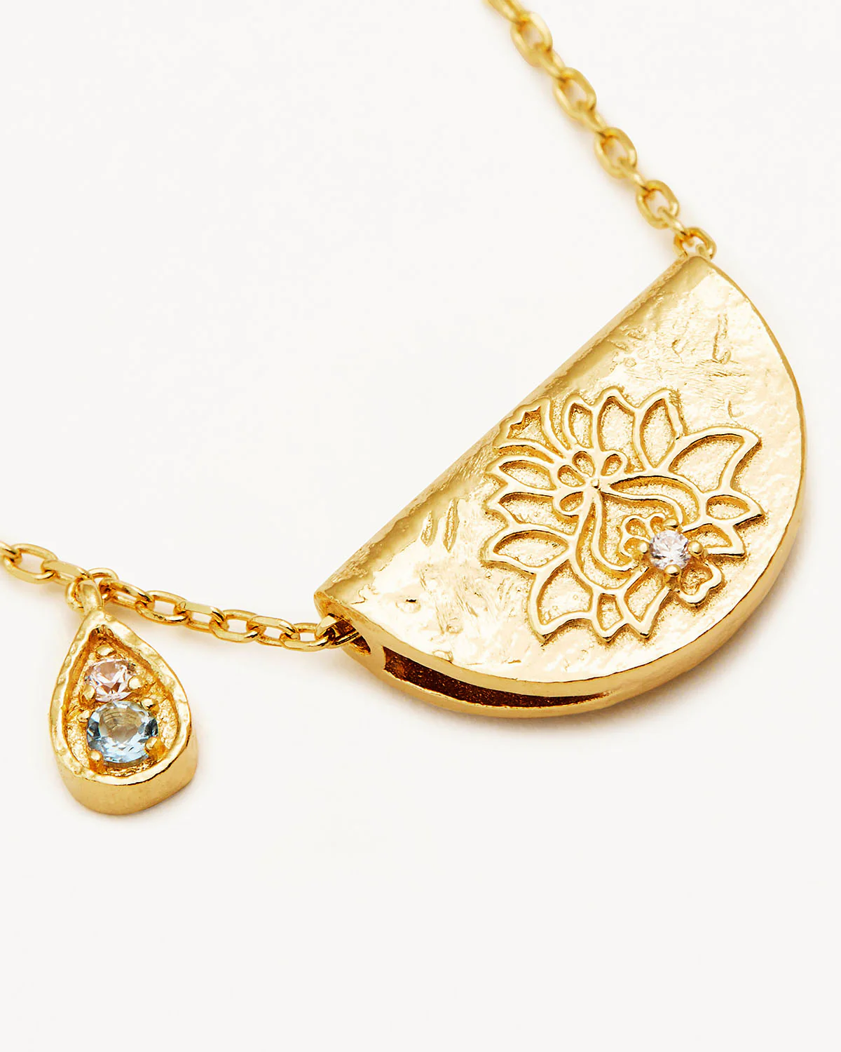 18k Gold Vermeil Lotus Birthstone Necklace - March - Aquamarine - Image 3