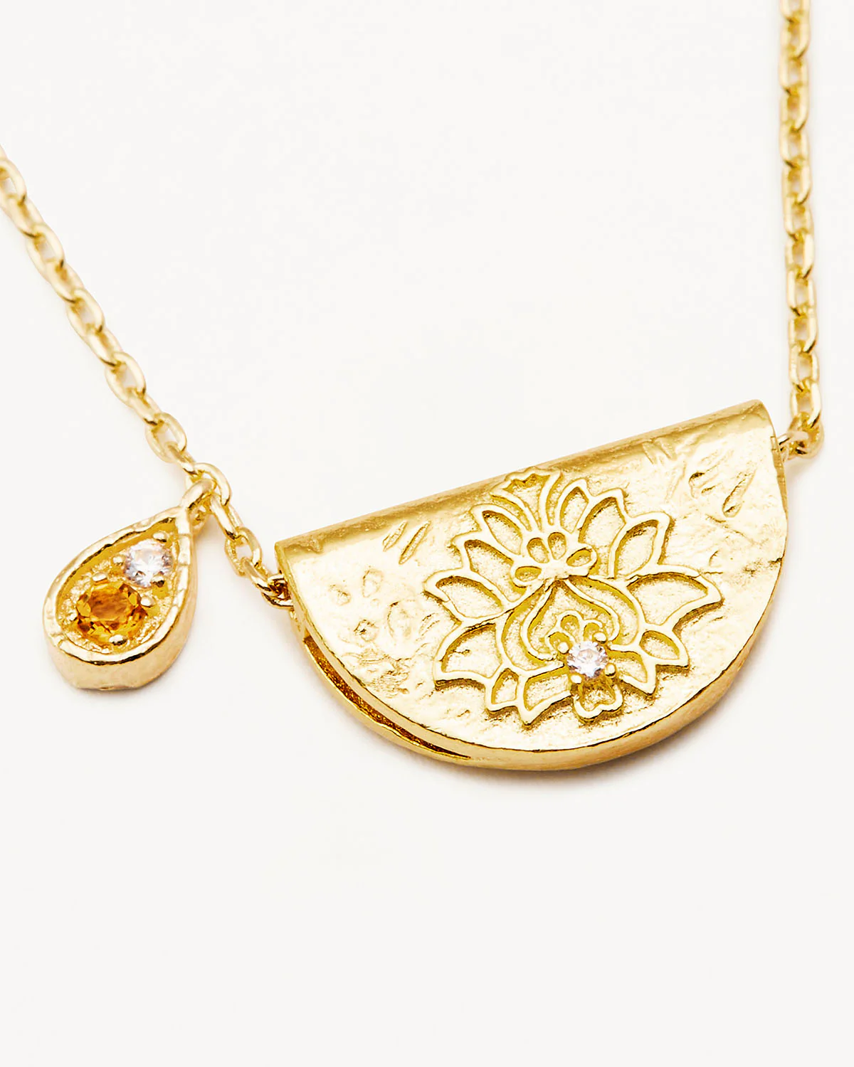 18k Gold Vermeil Lotus Birthstone Necklace - November - Citrine - Image 3