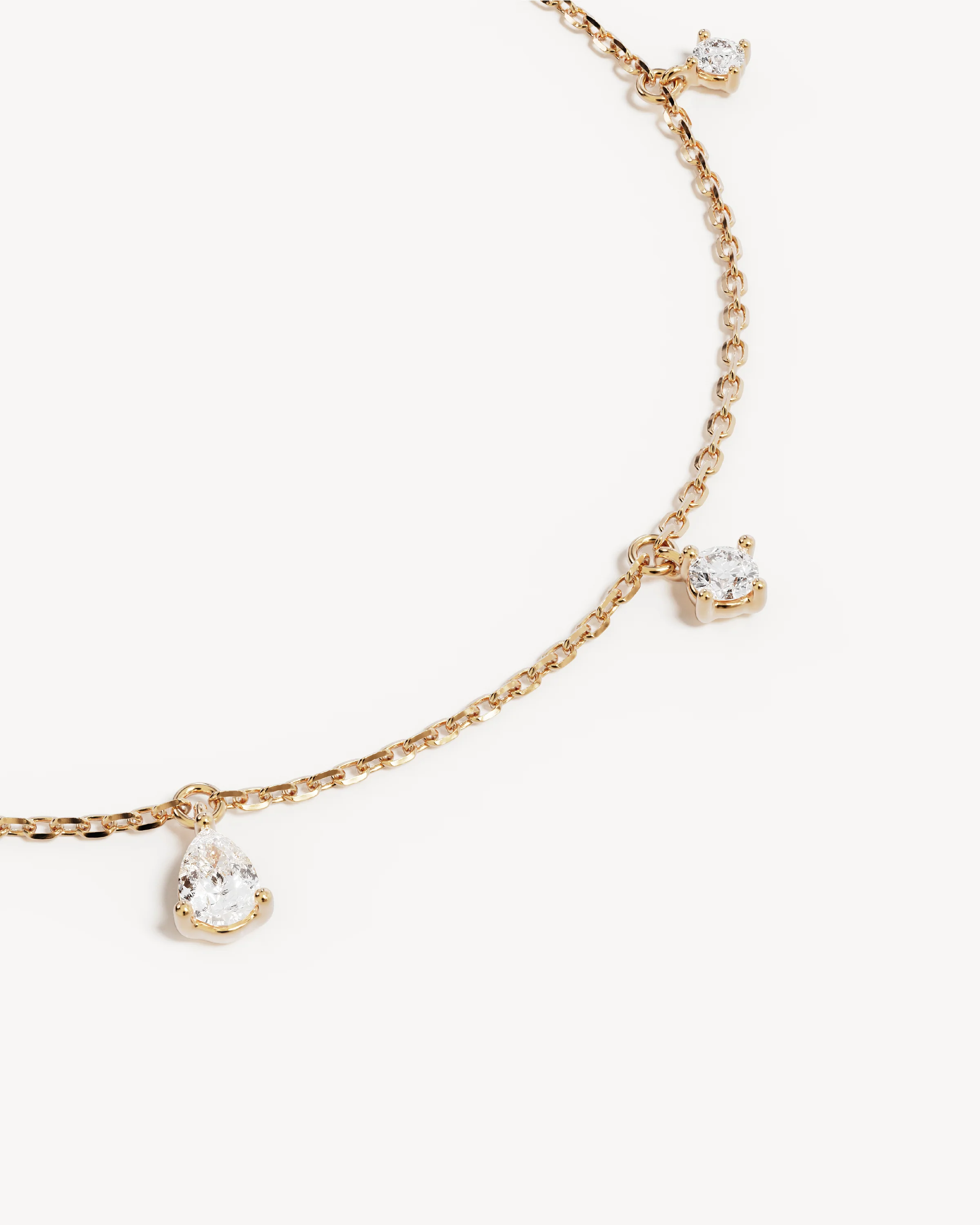 9k Solid Gold Morning Light 0.4ct Lab-Grown Diamond Bracelet - Image 3