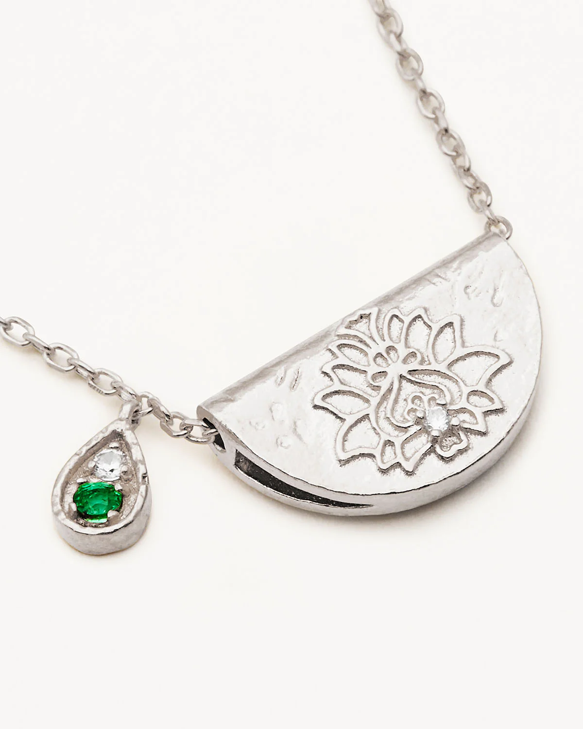 Sterling Silver Lotus Birthstone Necklace - May - Emerald - Image 3